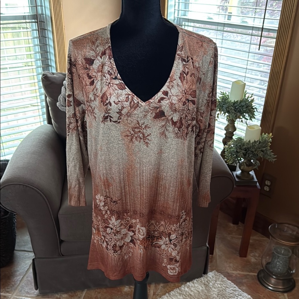 Floral V-Neck Women's Top - Brown and Cream